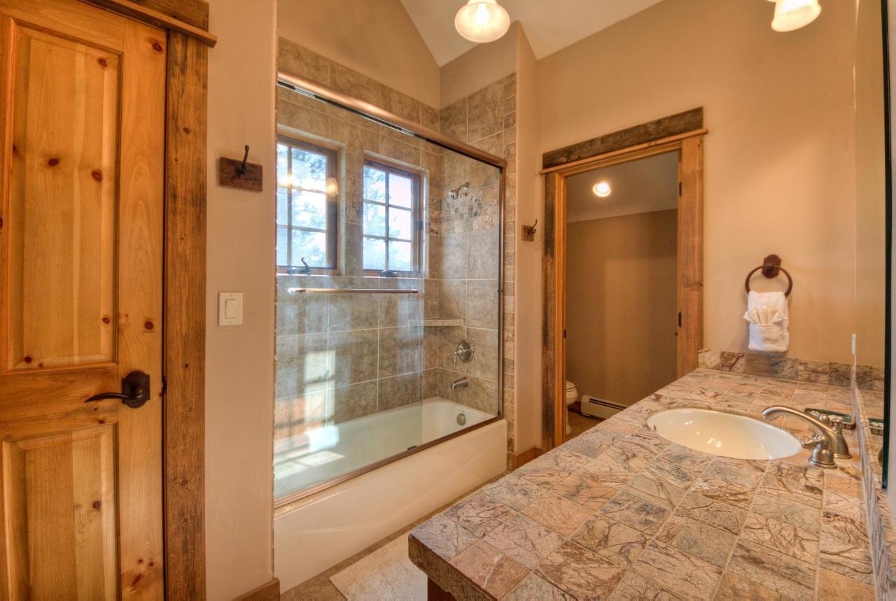 Antler Ridge Lodge Big Sky Ngoại thất bức ảnh