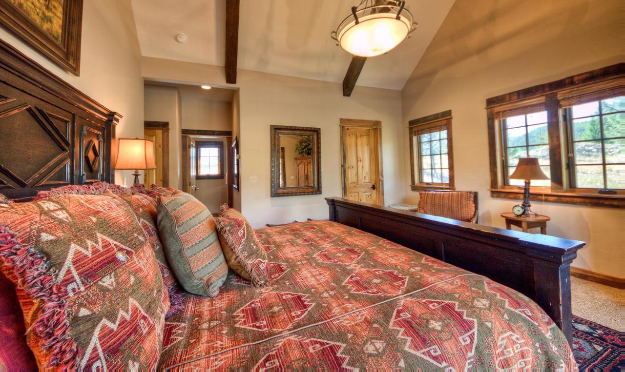 Antler Ridge Lodge Big Sky Ngoại thất bức ảnh